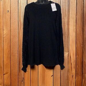 MIHOLL Lace Sleeves Black Blouse